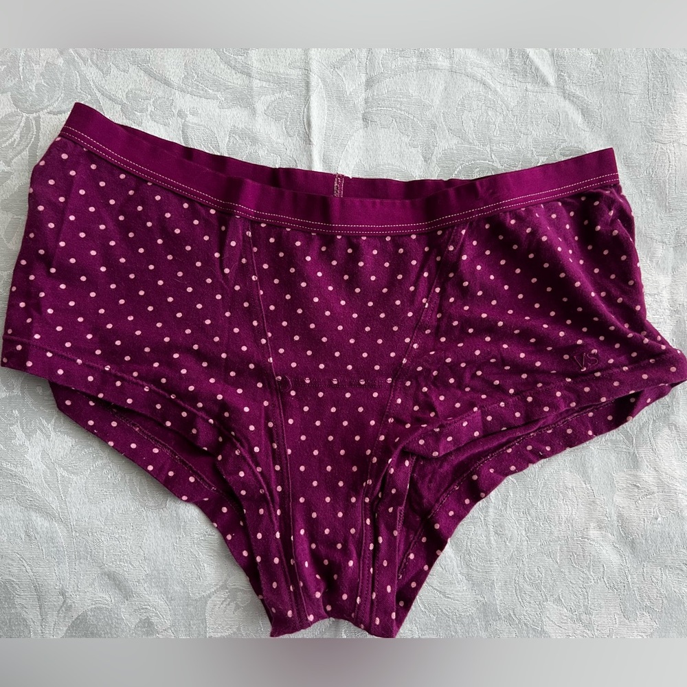 New OS Victoria’s Secret Girl Boxer